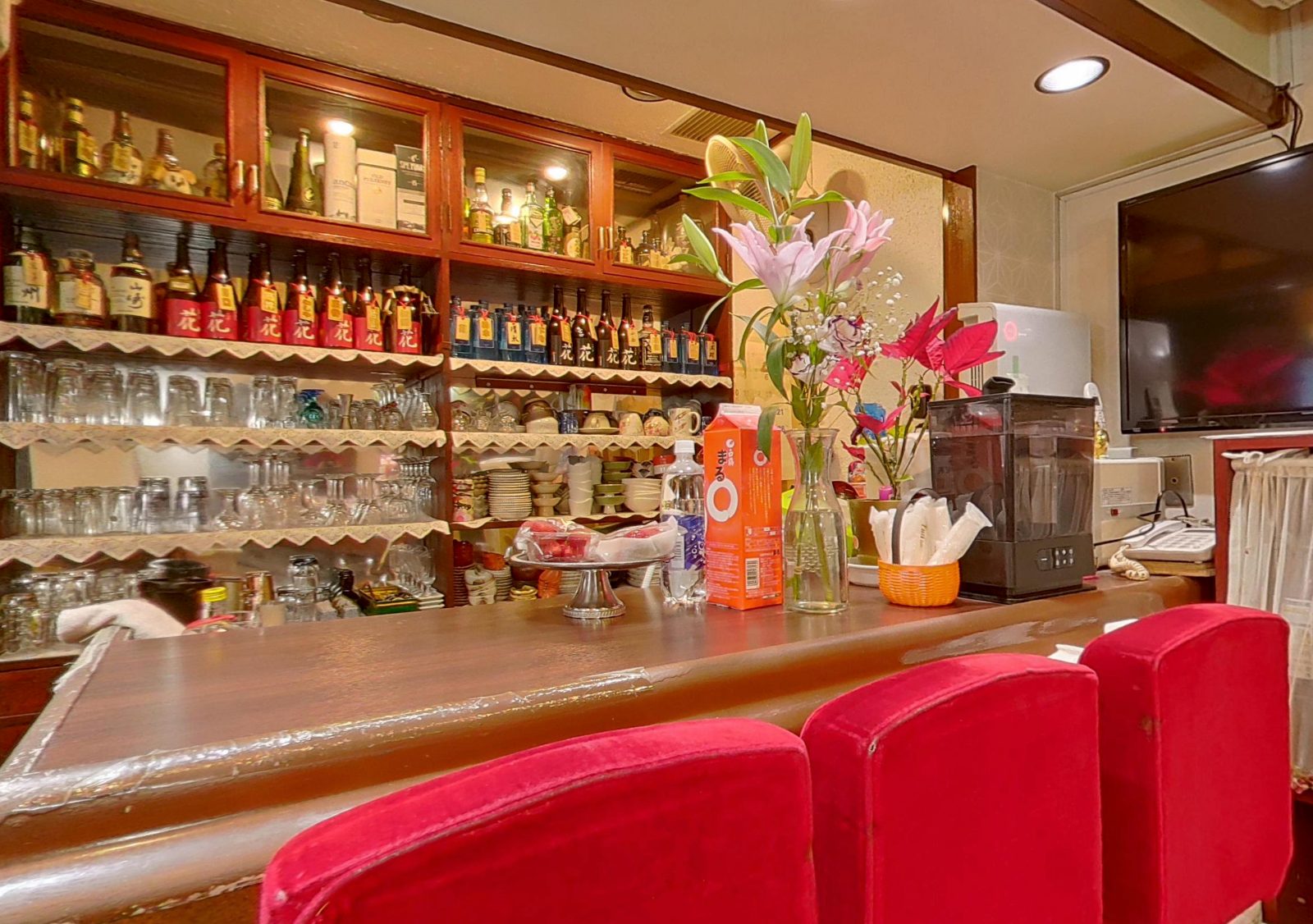 カラオケスナック 花 店内写真